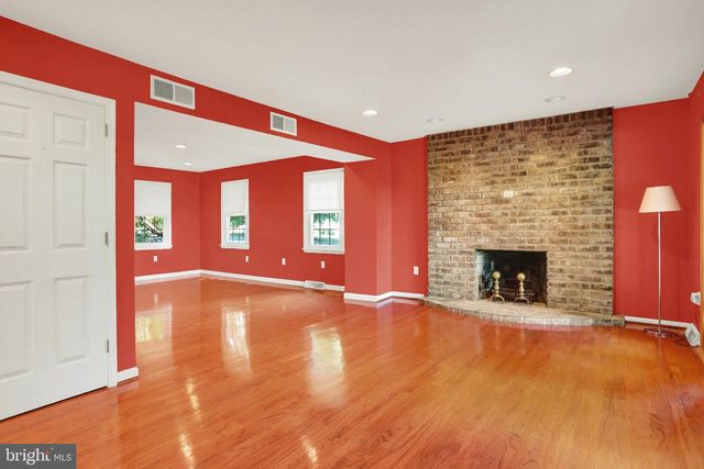 334 ALLENVIEW DRIVE, Mechanicsburg, PA 17055