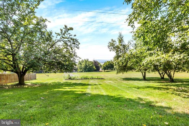 334 ALLENVIEW DRIVE, Mechanicsburg, PA 17055