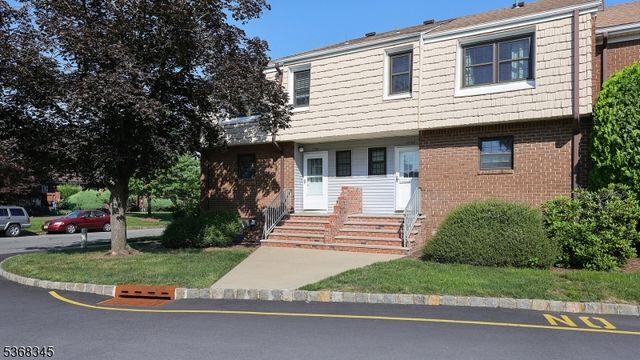 1702 Regents Ct, Hillsborough Twp., NJ 08844