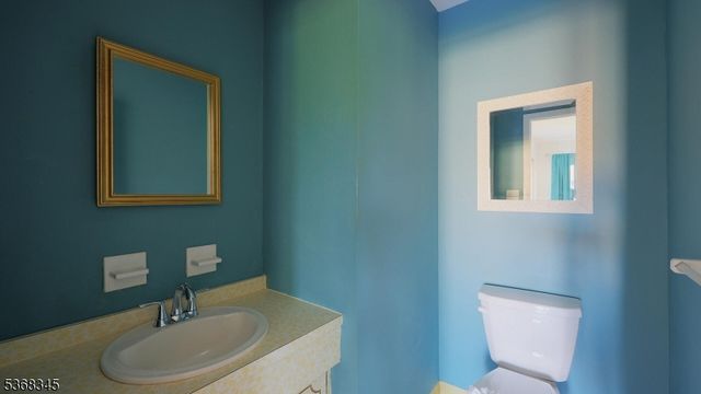 1702 Regents Ct, Hillsborough Twp., NJ 08844
