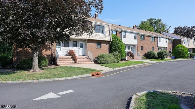 1702 Regents Ct, Hillsborough Twp., NJ 08844