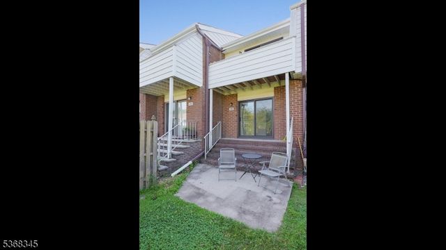 1702 Regents Ct, Hillsborough Twp., NJ 08844