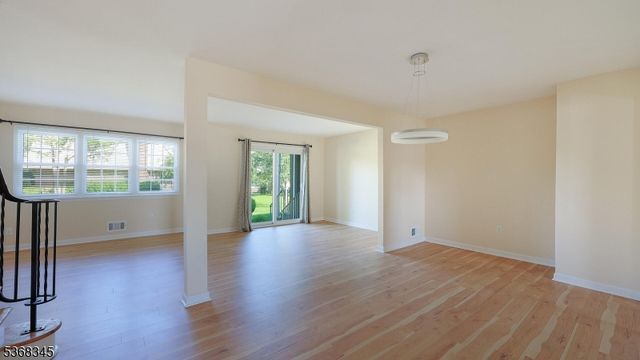 1702 Regents Ct, Hillsborough Twp., NJ 08844
