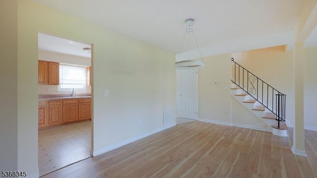 1702 Regents Ct, Hillsborough Twp., NJ 08844