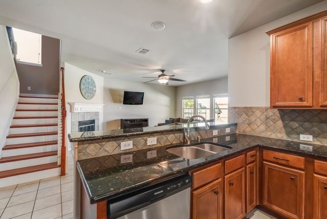 2018 New Braunfels Trail, Forney, TX 75126
