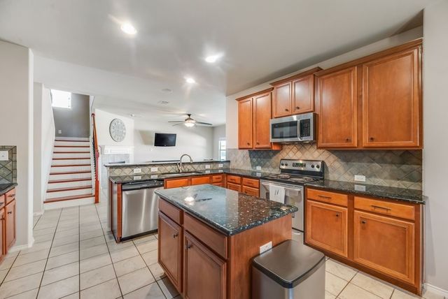 2018 New Braunfels Trail, Forney, TX 75126