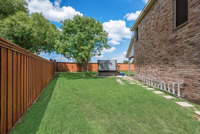 2018 New Braunfels Trail, Forney, TX 75126