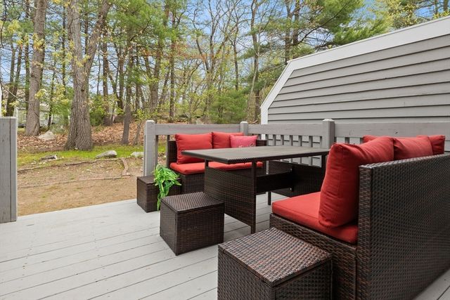 4203 Woodbridge Rd 4203, Peabody, MA 01960