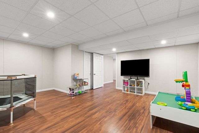 4203 Woodbridge Rd 4203, Peabody, MA 01960