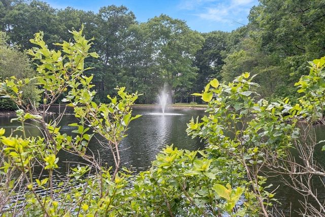 4203 Woodbridge Rd 4203, Peabody, MA 01960