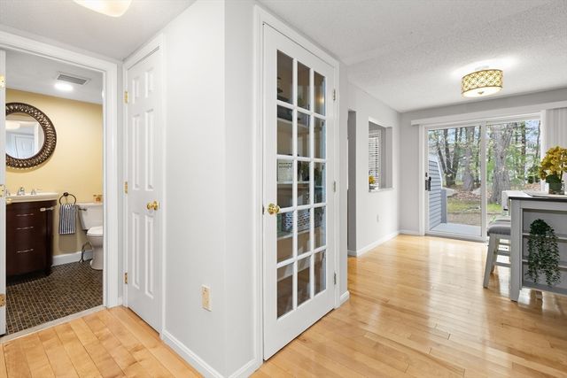 4203 Woodbridge Rd 4203, Peabody, MA 01960