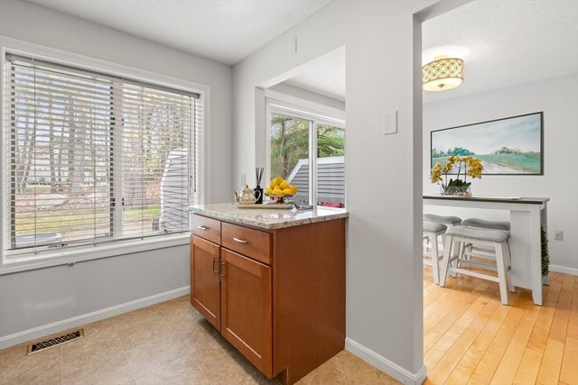 4203 Woodbridge Rd 4203, Peabody, MA 01960