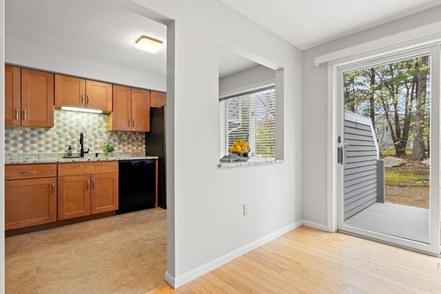 4203 Woodbridge Rd 4203, Peabody, MA 01960
