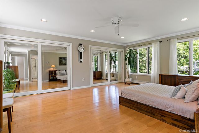30 High Point Lane, Scarsdale, NY 10583