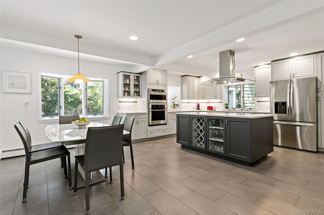 30 High Point Lane, Scarsdale, NY 10583