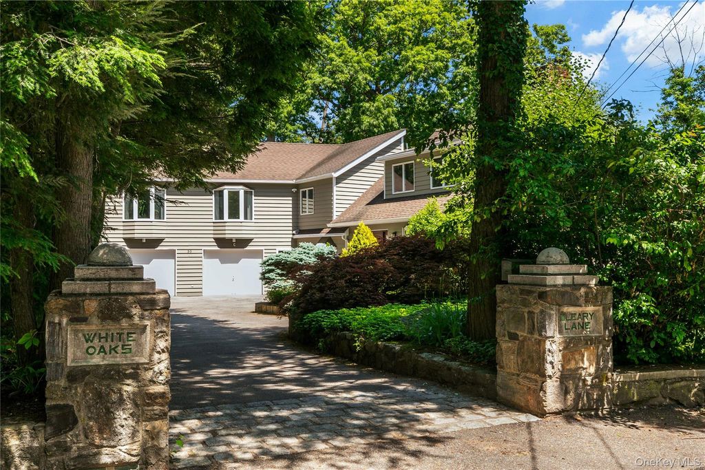 30 High Point Lane, Scarsdale, NY 10583