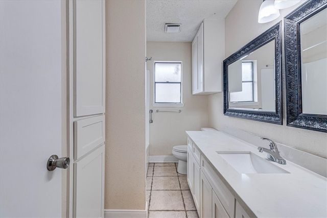 985 Crossbill St, Corpus Christi, TX 78418