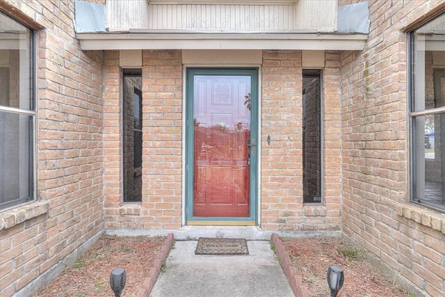 985 Crossbill St, Corpus Christi, TX 78418