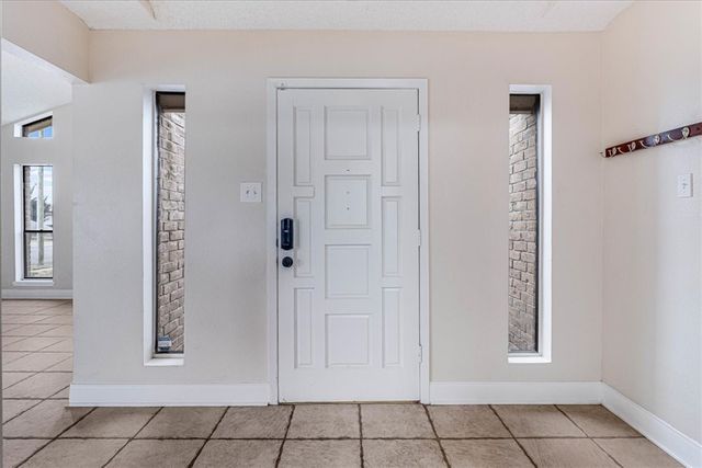 985 Crossbill St, Corpus Christi, TX 78418