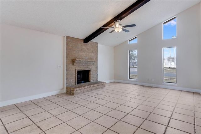 985 Crossbill St, Corpus Christi, TX 78418
