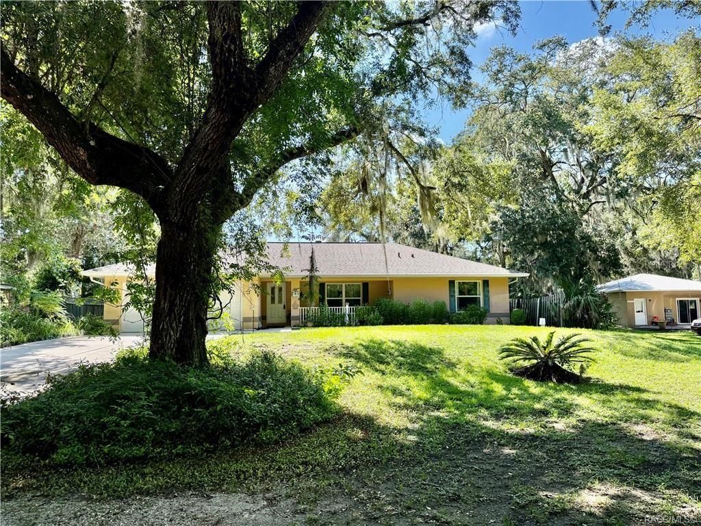 11236 N RAIN POINT, Inglis, FL 34449