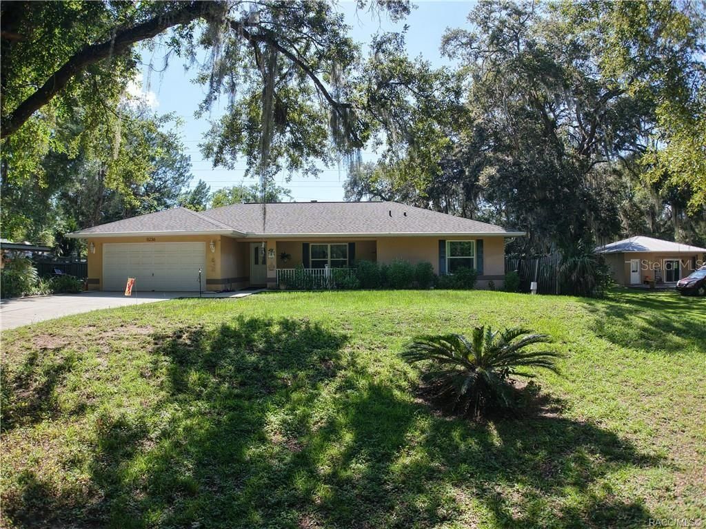 Image 2 of property listing at 11236 N RAIN POINT, Inglis, FL 34449