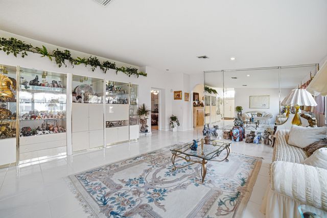 15305 Summer Lake Drive, Delray Beach, FL 33446