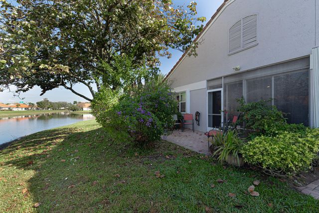 15305 Summer Lake Drive, Delray Beach, FL 33446