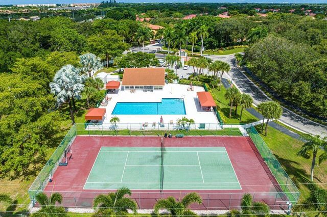 15305 Summer Lake Drive, Delray Beach, FL 33446