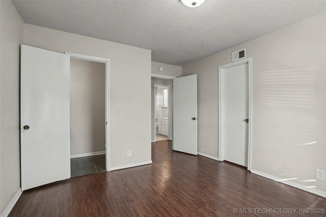 1728 S Pecan Court, Broken Arrow, OK 74012