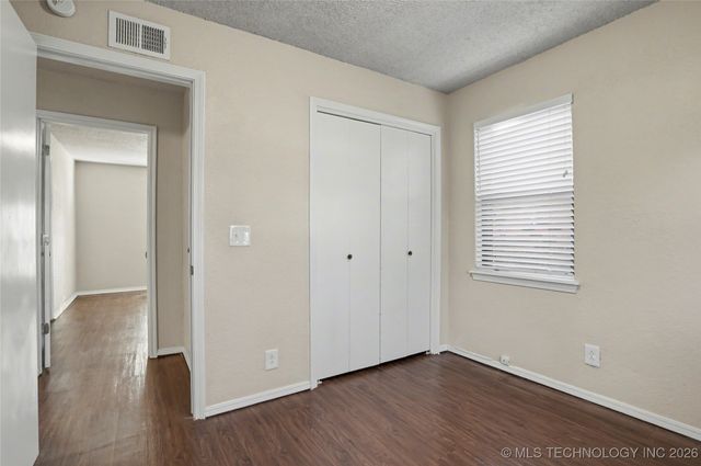 1728 S Pecan Court, Broken Arrow, OK 74012