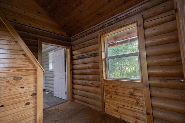 2259 Ledge Rock Road, Alpena, AR 72611