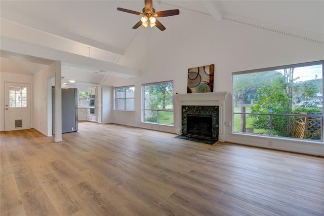 902 Mesa Terrace Drive, Katy, TX 77450