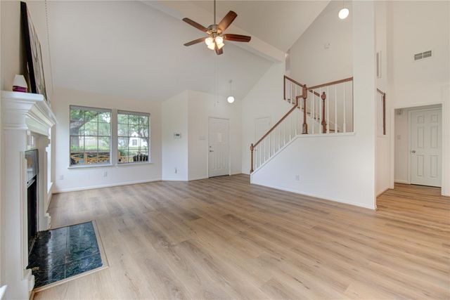 902 Mesa Terrace Drive, Katy, TX 77450