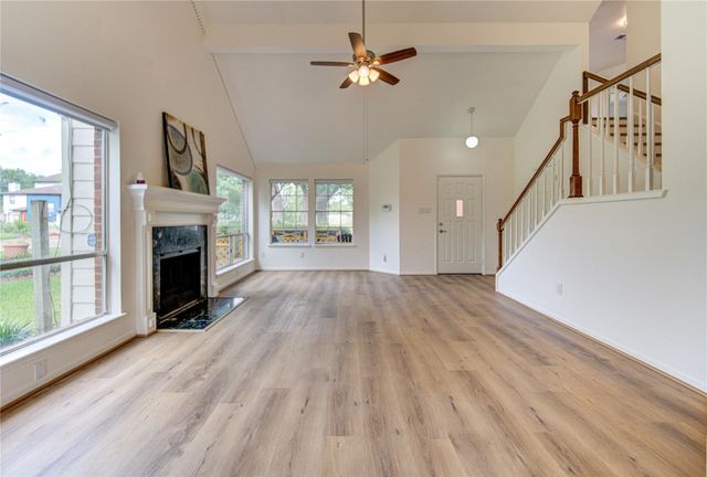 902 Mesa Terrace Drive, Katy, TX 77450