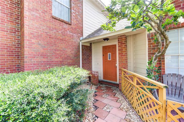 902 Mesa Terrace Drive, Katy, TX 77450