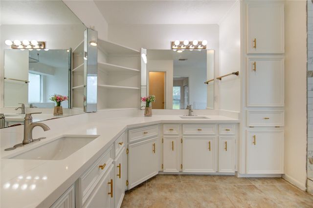 902 Mesa Terrace Drive, Katy, TX 77450