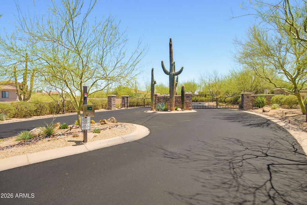 37087 NE GREYTHORN Circle, Carefree, AZ 85377 — photo 2