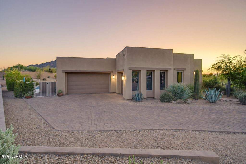 37087 NE GREYTHORN Circle, Carefree, AZ 85377 — photo 5