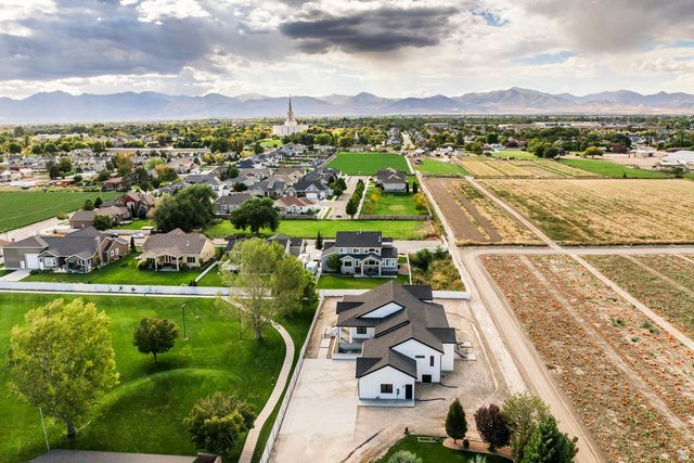 1104 W 10125 S, South Jordan, UT 84095