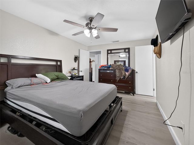11025 SE 132ND PLACE, Ocklawaha, FL 32179
