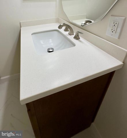 70 SEQUOIA, Berlin, NJ 08009