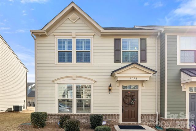2023 Sage Park Drive, Charlotte, NC 28217