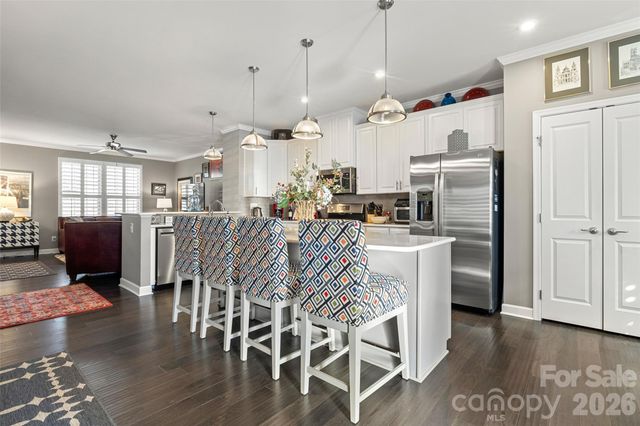 2023 Sage Park Drive, Charlotte, NC 28217