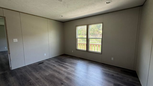 3230 Scaffold Cane Road, Berea, KY 40403