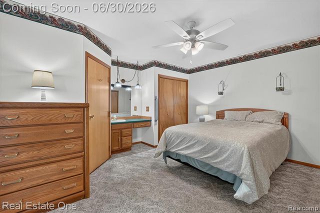 30691 Rainbow Drive, New Hudson, MI 48165