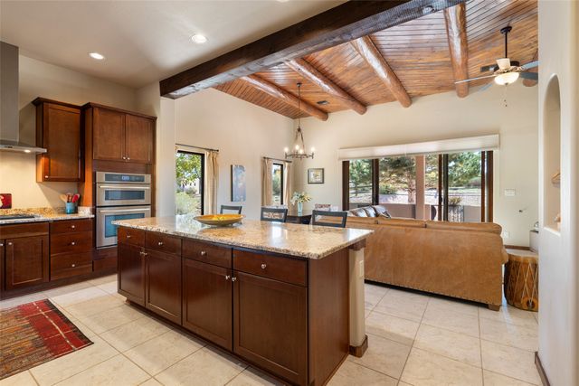 9 E Avenida Sebastian, Santa Fe, NM 87506