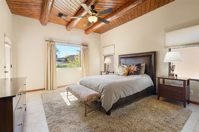 9 E Avenida Sebastian, Santa Fe, NM 87506