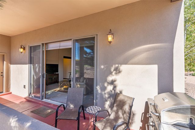9 E Avenida Sebastian, Santa Fe, NM 87506