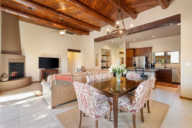 9 E Avenida Sebastian, Santa Fe, NM 87506